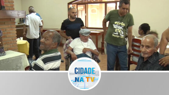 Entidade promoveu confraternização entre seus assistidos