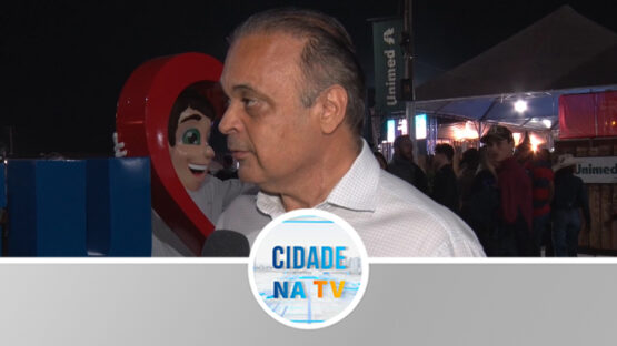 Secretário do governo estadual visitou a Festa do Leite
