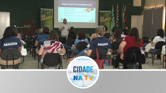 Palestra informativa sobre assistência social