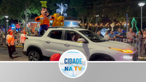 Parada de Natal foi um sucesso em Batatais SP
