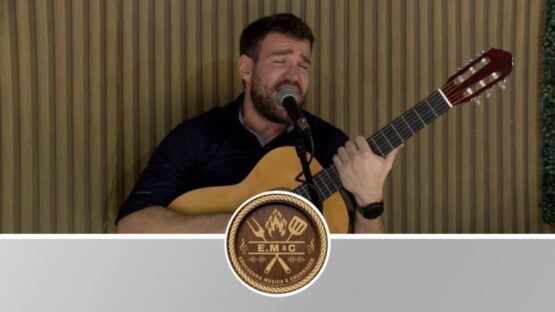 Tom Baratella no Educadora Música e Churrasco