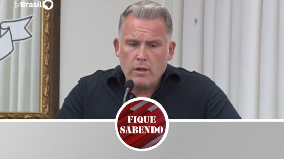 Treinador deixa as quatro linhas e fala em parte administrativa
