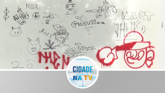 Prédio público sofre com pichações