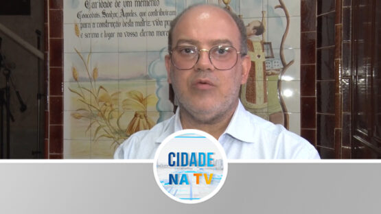 Catequese entre  outros ensinamentos católicos