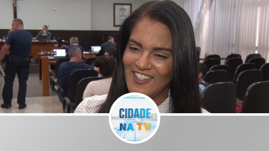 Andresa questiona o custo do desfile de 7 de setembro